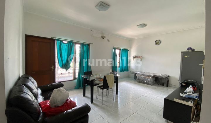 Dijual Rumah 2Lt di Kemang Pratama. Bekasi