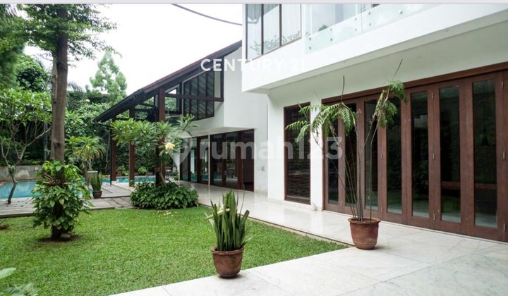 Nice House with Pool in Kemang, South Jakarta