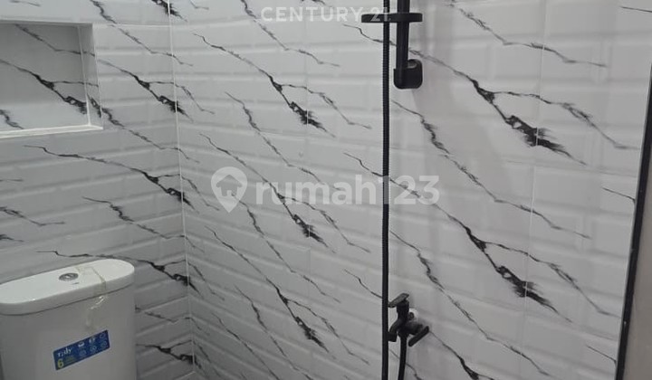 Dijual Rumah Cantik di Harapan Indah 1 Bekasi 2