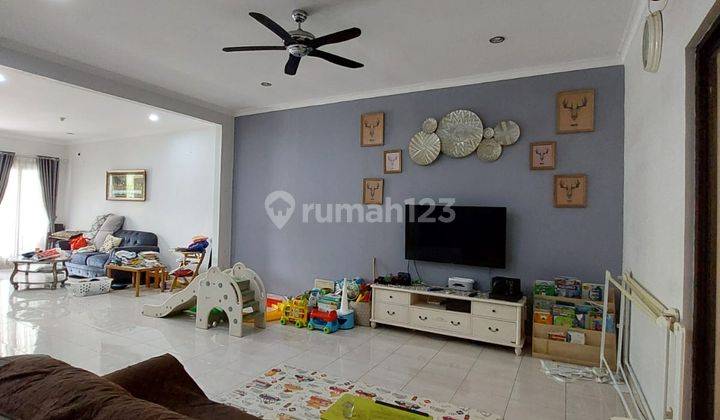 Dijual Rumah Siap Huni di Cluster Aralia di Harapan Indah Bekasi 1