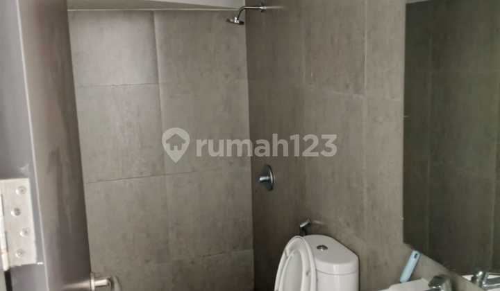 Ready-to-Occupy House in Wisteria Metland Menteng, East Jakarta 2