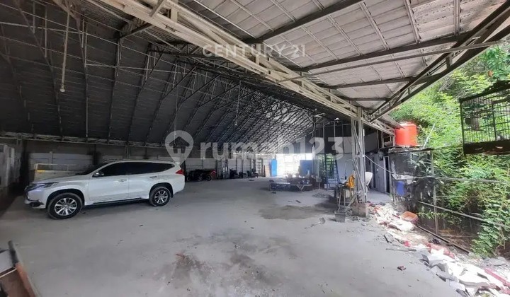 Strategic Warehouse Unit in DPR Cipondoh Warehouse Complex