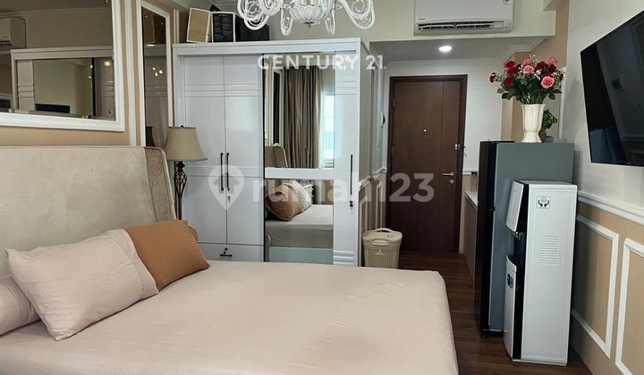 Apartemen Signature Park Grande Furnished di Jakarta Timur Apartemen Signature Park Grande Furnished di Jakarta Timur