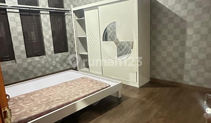 Rumah Modern Full Furnished Lokasi Depan Strategis di Harapan Indah  Bekasi  2