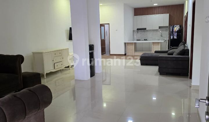 Rumah Luas 144M2 di Cluster Aralia Harapan Indah Bekasi Rumah Luas 144M2 di Cluster Aralia Harapan Indah Bekasi