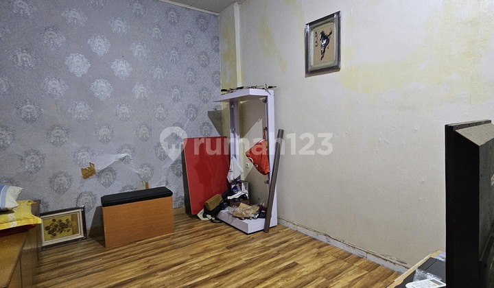 Ruko Perniagaan Raya 4.5 Floors with Cargo Lift 2