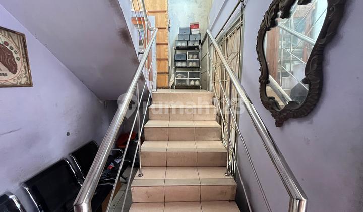 Kos - Kosan in the Danau Diampla Street area, Bendungan Hilir, Central Jakarta 2
