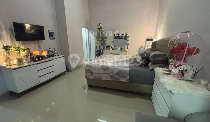 Nice 3-Story House, Strategic Location Near Public Facilities in Sunter 2