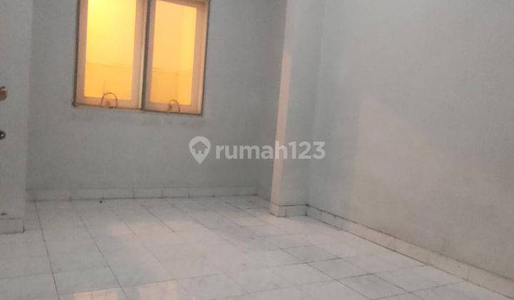 Dijual Rumah Luas 114m, Bagus Di Taman Cosmos, Jakarta Barat 2