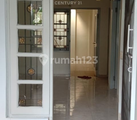 Rumah Siap Huni Lokasi Strategis di Metland Menteng Jakarta Timur 2