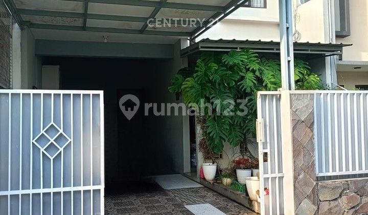 Dijual Rumah Rapi 2 Lantai di Cipedak Jakarta Selatan Dijual Rumah Rapi 2 Lantai di Cipedak Jakarta Selatan