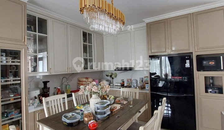 Dijual Rumah Mewah di Cluster Asera One East Harapan Indah Bekasi 2