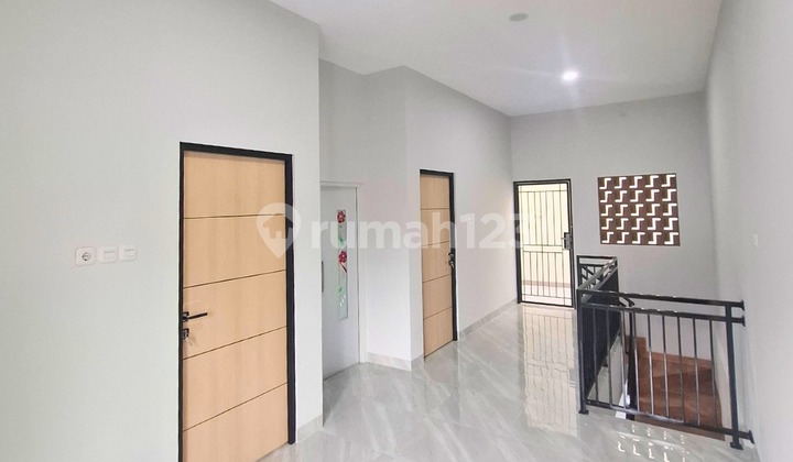 Dekat Plaza Taman Harapan Baru, Superindo, Dekat Sekolah , Pasar, Rumah Bagus Murah Di Taman Harapan Baru Bekasi 2