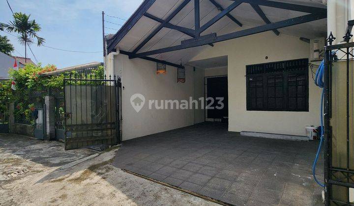 Rumah 1,5 Lantai Di Haji Nawi Kebayoran Baru Shm Lokasi Strategis 1