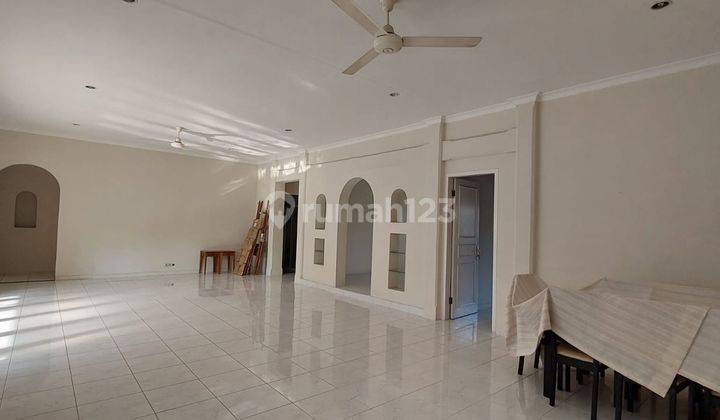 Rumah Mewah 1 Lantai di Kemang Dalam Ada Pool Halaman Luas 7