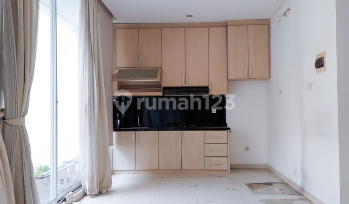 Rumah Minimalis di Area Kemang Pejaten Barat Security 24 Jam