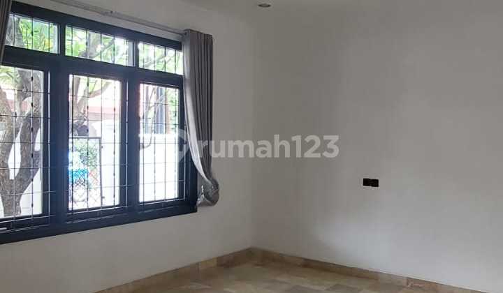 Rumah Siap Huni Dalam Komplek di Ampera Kemang Jakarta Selatan