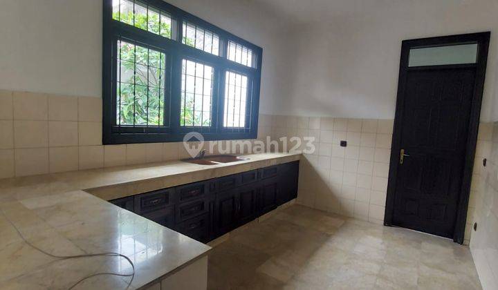 Rumah Siap Huni Dalam Komplek di Ampera Kemang Jakarta Selatan