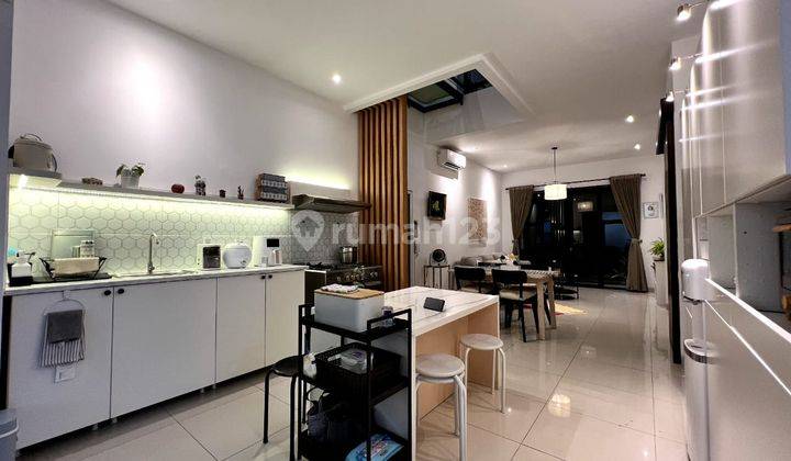 Rumah Scandivaian Dengan Private Lift di Kemang Security 24 Jam  12