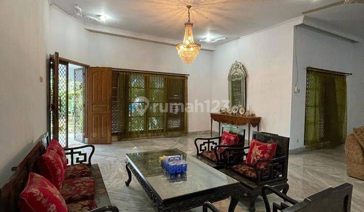 Rumah 2 Lantai Pinggir Jalan Besar di Petukangan Jakarta Selatan 2