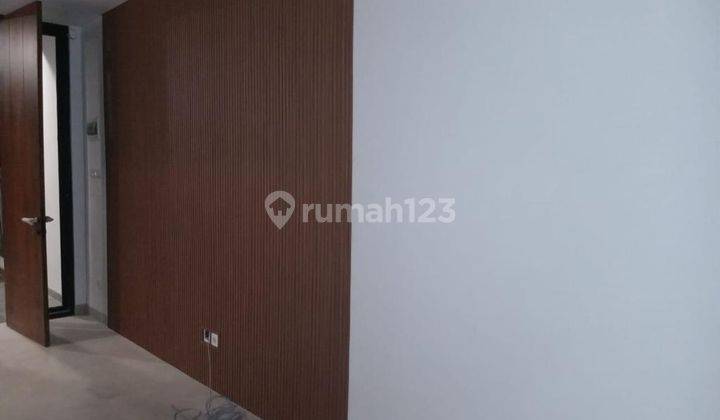 Rumah Modern Minimalis di Legoso Tangerang Selatan Semi Furnished 2