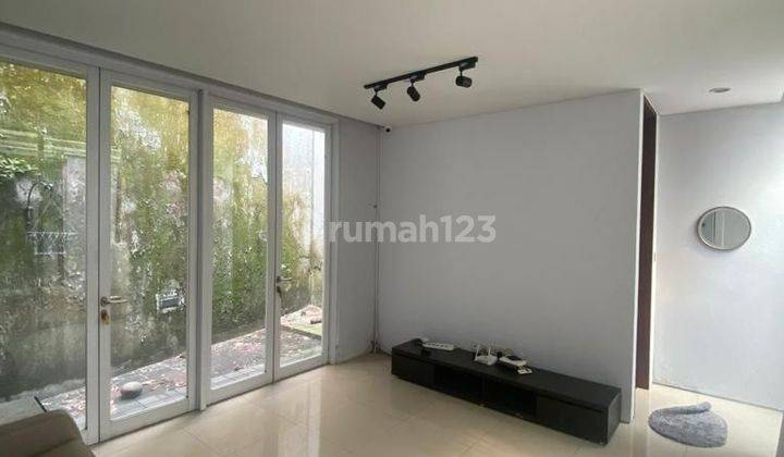 Town House Minimalis di Kemang Keamanan 24 Jam Bebas Banjir Shm 2