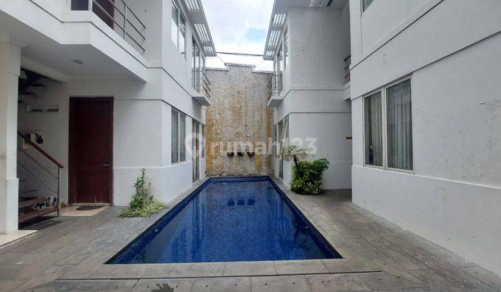 Rumah Kost 8 Kamar di Kemang Utara Jakarta Selatan Shm Share Pool 1