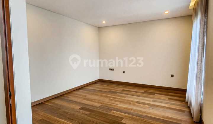 Rumah Minimalis 3 Lantai Di Kemang Dalam Town House 24 Security 2