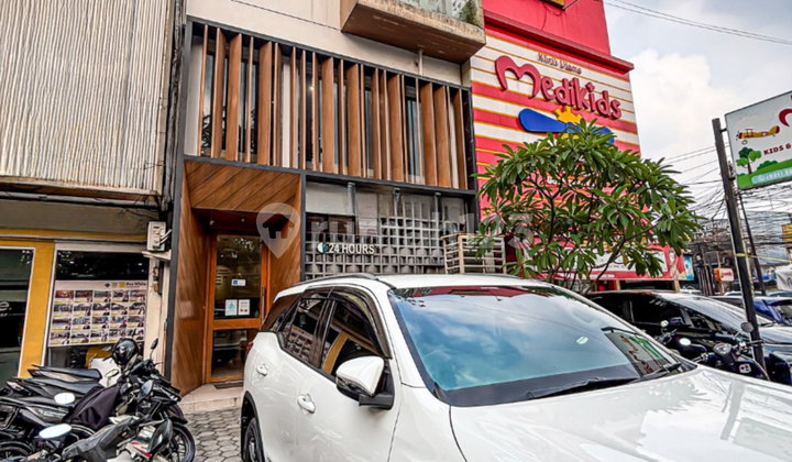 Ruko 3.5 Lantai Lokasi Strategis Di Kemang Shm Cocok Untuk Usaha Ruko 3.5 Lantai Lokasi Strategis Di Kemang Shm Cocok Untuk Usaha