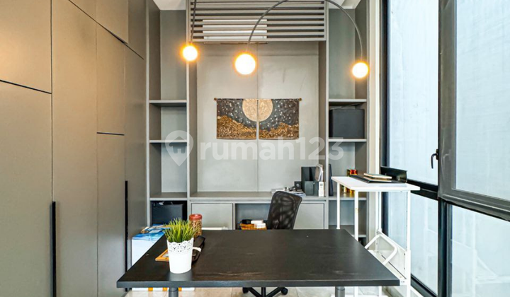 Rumah 3 Lantai Dalam Townhouse di Kemang Ampera Furnished SHM 2