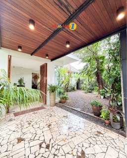 Rumah Mewah Megah Vibes Bali di Jagakarsa Halaman Luas Rindah 2