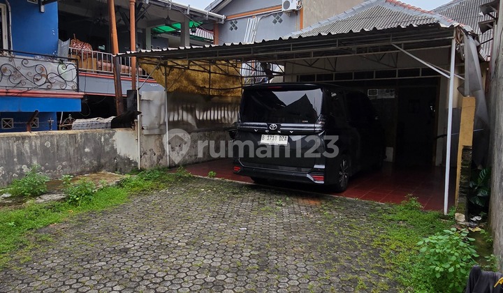 Rumah Hitung Tanah di Praja Kebayoran Lama SHM Lokasi Strategis