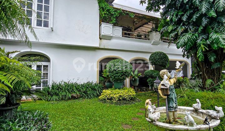 Rumah Heritage 2 Lantai di Asem Baris Raya Tebet Jakarta Selatan 2