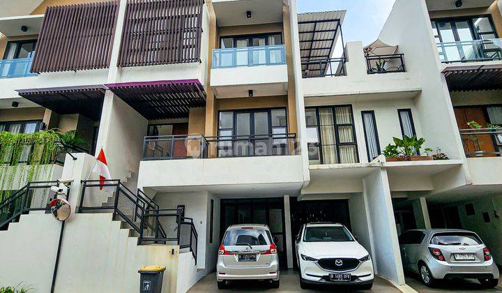 Disewakan Kemang 19 Residence, Rumah 3 Lantai Bagus!!! 1