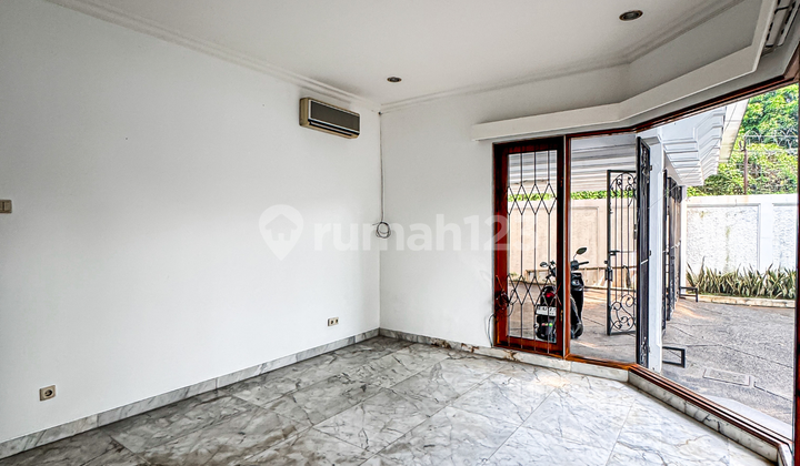 Rumah Luas dan Nyaman di Kemang Timur Dalam 2