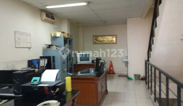 For Rent: Golden Boulevard Ruko in BSD