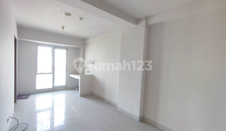 Oakwood Residences 2 Bedroom Apartment