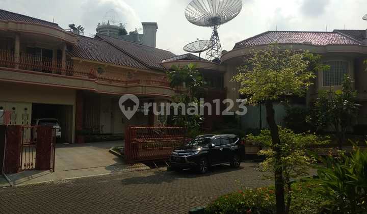 Dijual Rumah Kelapa Gading Tampak Siring Jakarta Utara