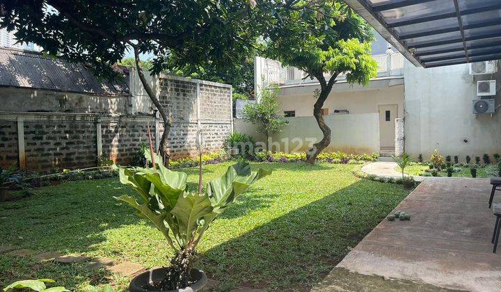 Rumah Cantik Asri Kebayoran Baru Jakarta Selatan 2