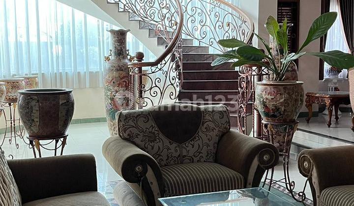 Dijual Rumah Mewah Eksklusif di Taman Kopo Indah Bandung Dijual Rumah Mewah Eksklusif di Taman Kopo Indah Bandung