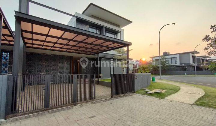 Dijual Rumah Mewah Full Furnished Di Kota Baru Parahyangan Bandung di Nayapati
Kota Baru Parahyangan 
Bandung 1