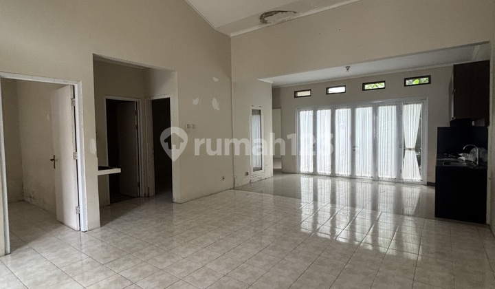 Disewakan Rumah 1.5 Lantai Siap Huni Di Kota Baru Parahyangan 1