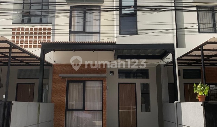 DIJUAL RUMAH CANTIK SIAP HUNI DI SAYAP BUAH BATU BANDUNG