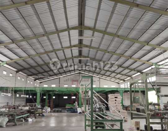 Dijual Gudang Strategis Dekat Tol di Daerah Sadang Bandung