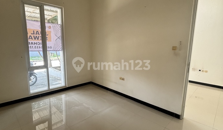 Disewakan Rumah Siap Huni di Taman Kopo Indah 5 2