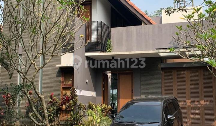 Dijual Rumah Eksklusif Siap Huni di Kota Baru Parahyangan