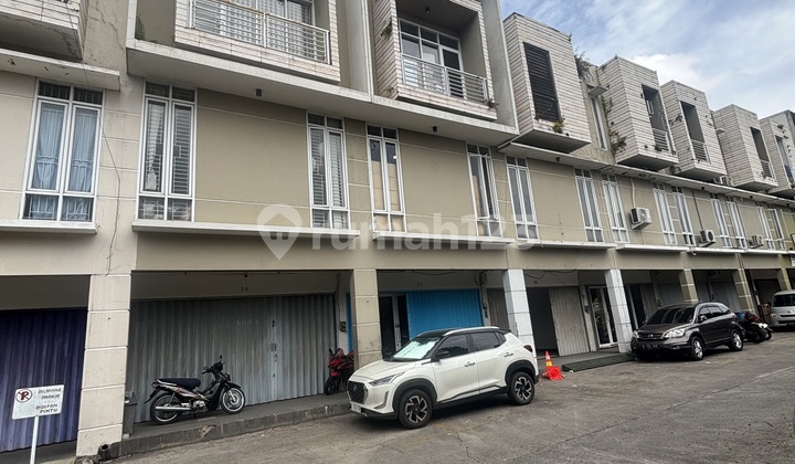 For Rent 3-Story Shop House Suitable for Office in TKI V For Rent 3-Story Shop House Suitable for Office in TKI V
