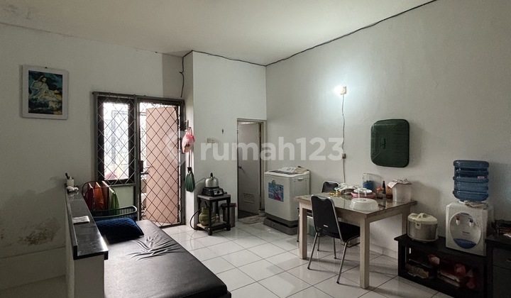 FOR SALE 2-STORY SHOPHOUSE IN WING OF TAMAN KOPO INDAH 2