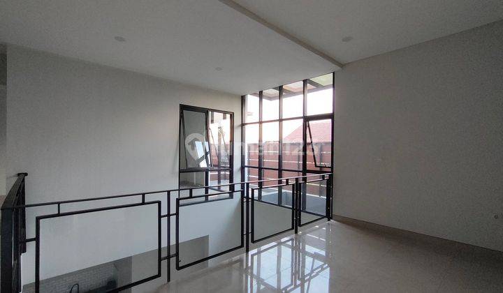 Dijual Rumah Baru Eksklusif Minimalis Modern 2 Lantai Di Taman Holis Indah Bandung 2 Lantai Rumah Baru 1