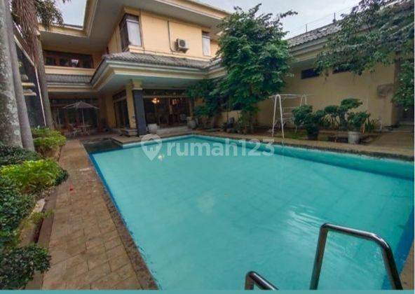 Dijual Rumah Mewah Ada Kolam Renang Di Ciumbeluit Bandung 1